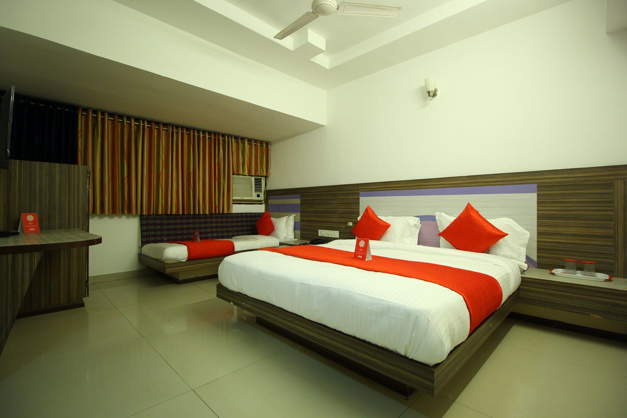 Oyo 8758 Hotel Swagatam Ahmedabad Exterior foto